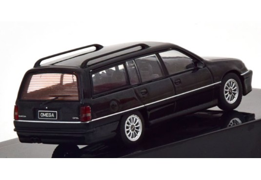 1/43 OPEL Omega A2 Break 1990