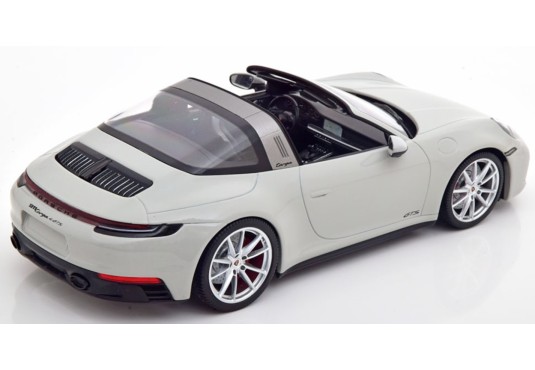 1/18 PORSCHE 992 Targa 4 GTS 2021