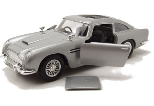 1/24 ASTON MARTIN DB5 Golfinger 007