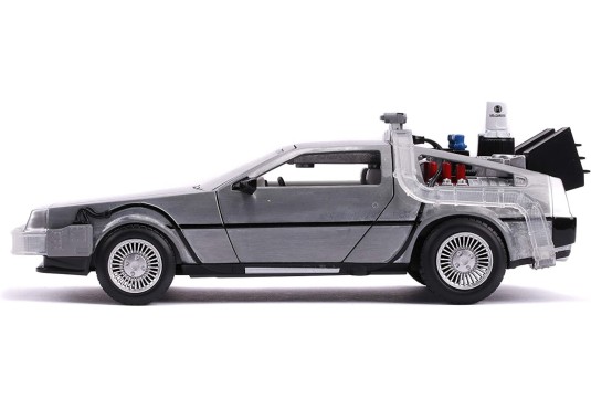 1/24 DE LOREAN Time Machine Retour Vers le Futur II + Lumière