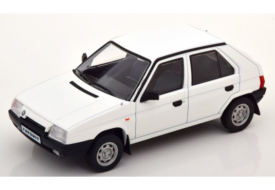 1/24 SKODA Favorit 1989