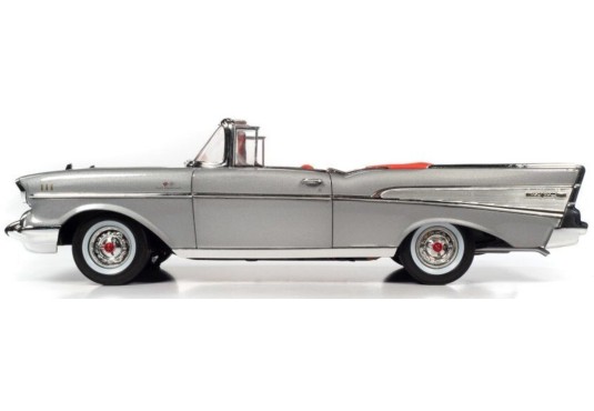 1/18 CHEVROLET Bel air Cabriolet 1957