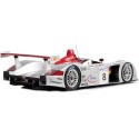 1/18 AUDI R8 N°8 Le Mans 2000