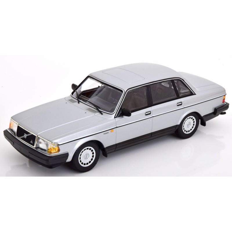 1/18 VOLVO 240 GL 1986