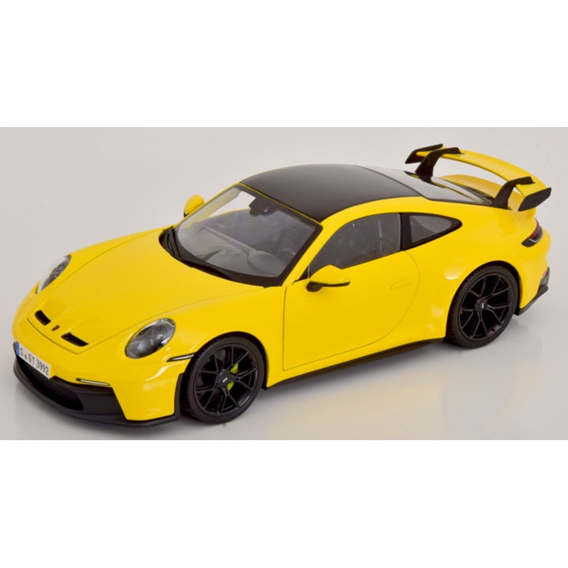 PORSCHE 911 GT3 2022 JAUNE