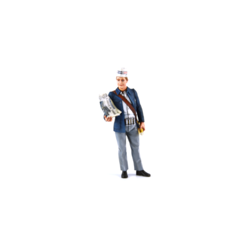 1/18 PERSONNAGE Joseph Vendeur de Journaux Maine Libre 1996 (Circuit des 24 h du Mans)
