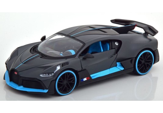 1/24 BUGATTI Divo 2019