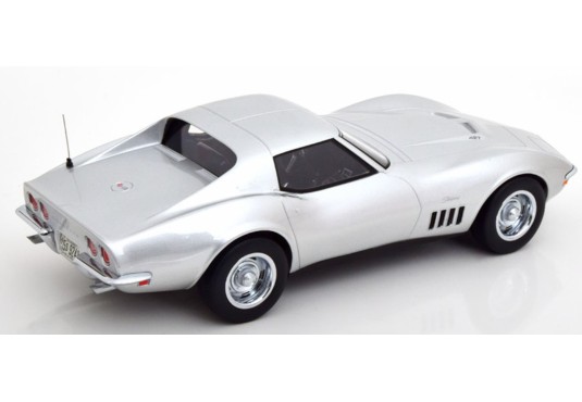 1/18 CHEVROLET Corvette 1969
