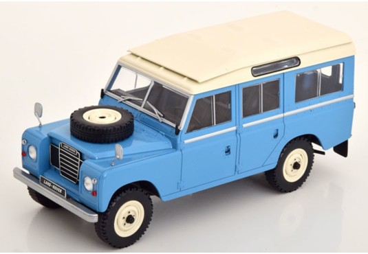 1/24 LAND ROVER Série III 109 1980