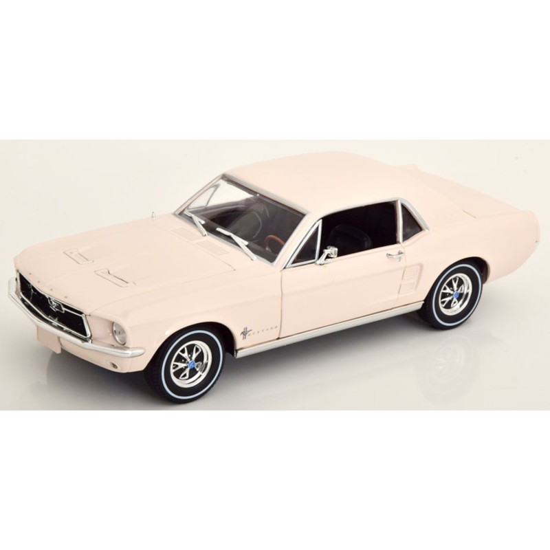 1/18 FORD Mustang Coupé 1967 The She Country Mustang