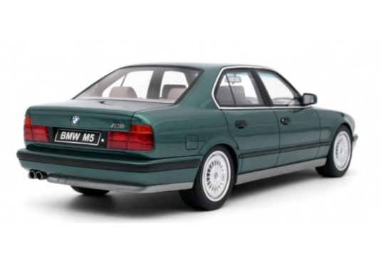1/18 BMW M5 E34 Touring 1991