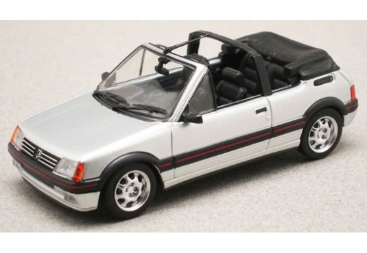 1/43 PEUGEOT 205 CTI 1990