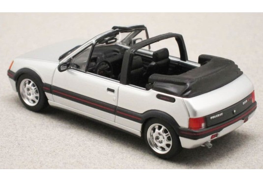 1/43 PEUGEOT 205 CTI 1990