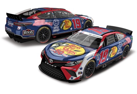 1/64 TOYOTA Camry N°19 Bass Pro Shops Salutes Nascar 2022