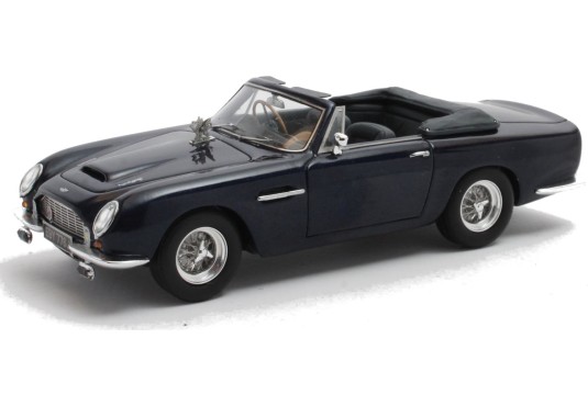 1/43 ASTON MARTIN DB6...