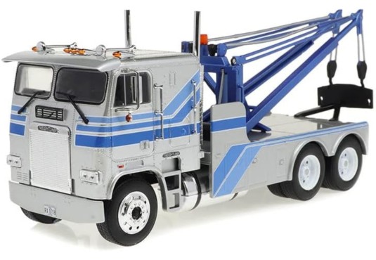 1/43 FREIGHTLINER FLA 9664 Tow Truck 1984