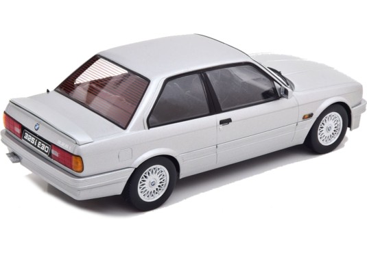 1/18 BMW 325i 1988
