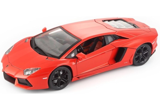 1/18 LAMBORGHINI Aventador...