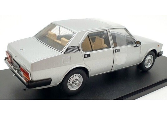 1/18 ALFA ROMEO Alfetta Berline 2000 L 1978
