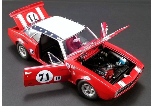 1/18 CHEVROLET Camaro N°71 24 H Daytona 1968