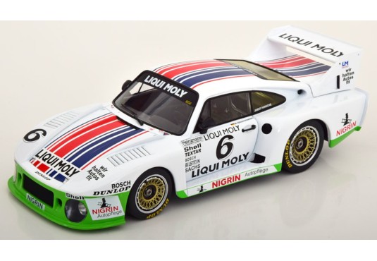 1/18 PORSCHE 935 J N°6 DRM...