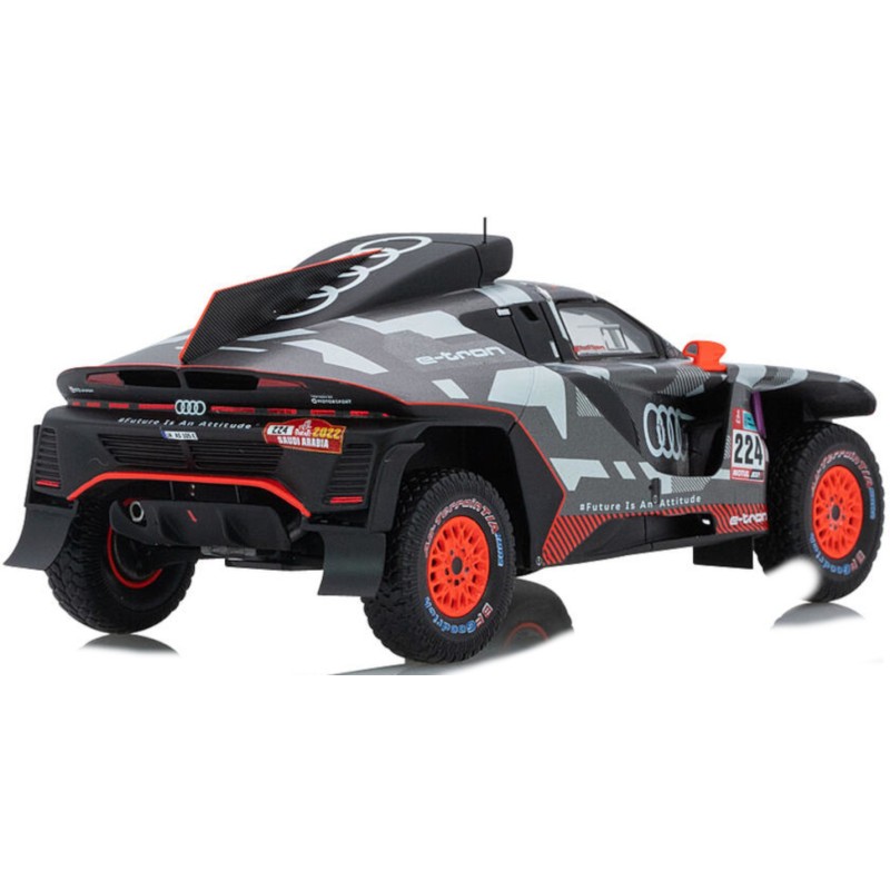 Spark 1:43 Audi RS Q e-tron Dakar 2022 Présentation voiture
