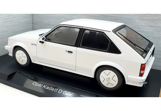 1/18 OPEL Kadett D GTE 1983