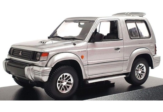 1/43 MITSUBISHI Pajero 1991