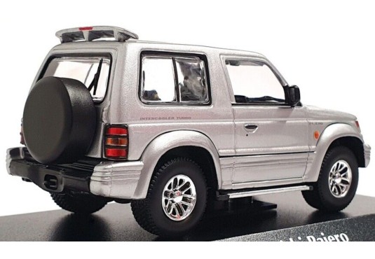 1/43 MITSUBISHI Pajero 1991