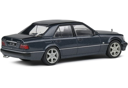 1/43 MERCEDES E60 AMG Base W124 E500 1994