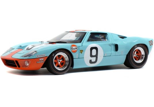 1/18 FORD GT40 MKI N°9 24 Heures du Mans 1968