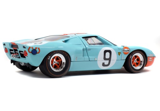 1/18 FORD GT40 MKI N°9 24 Heures du Mans 1968