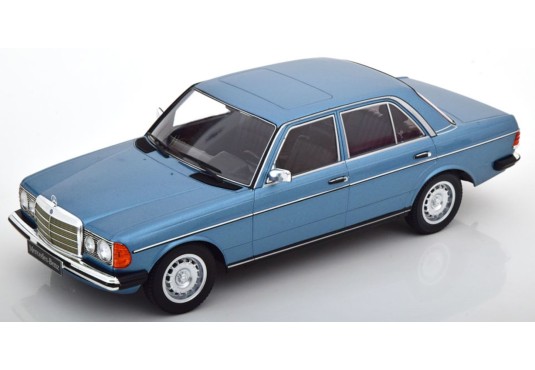 1/18 MERCEDES 230 E W123 1975