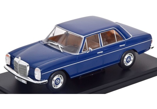 1/24 MERCEDES 200 D W115 1968