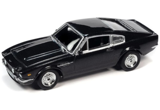 1/64 ASTON MARTIN V8 007...