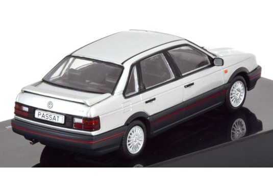 1/43 VOLKSWAGEN Passat GT 1988