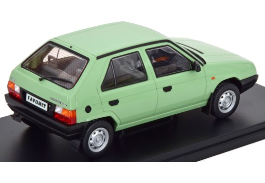 1/24 SKODA Favorit 1987