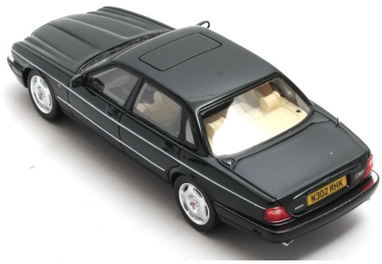 1/43 JAGUAR XJR X300 1994 1997