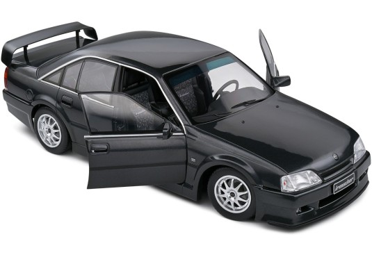 1/18 OPEL Omega Evo 500 1990