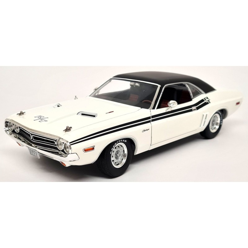 1/18 DODGE Challenger R/T 1971