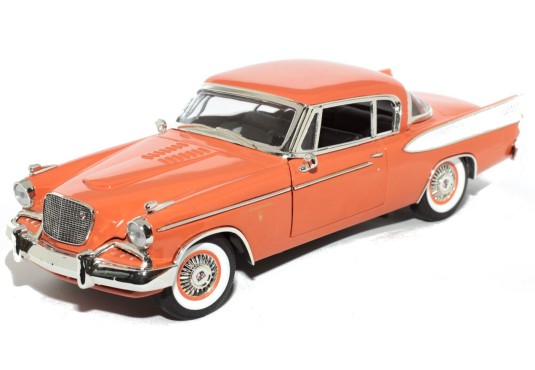 1/18 STUDEBAKER Golden Hawk...