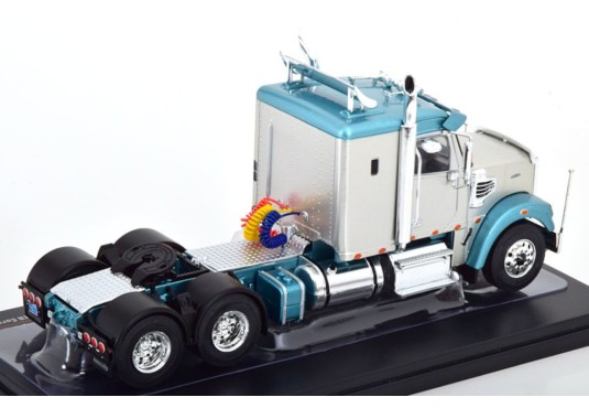 1/43 FREIGHTLINER Coronado 2012
