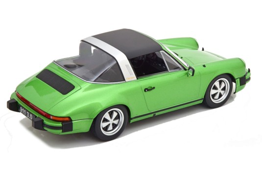 1/18 PORSCHE 911 SC Targa 1977