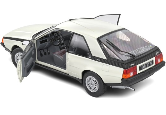 1/18 RENAULT Fuego Turbo 1985