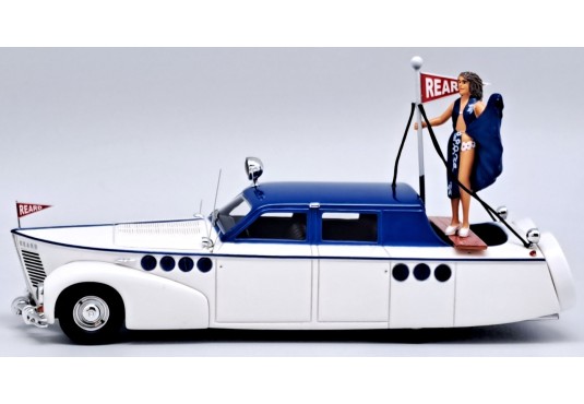 1/43 HOTCHKISS Chapron bikini Reard 1938 + Personnage