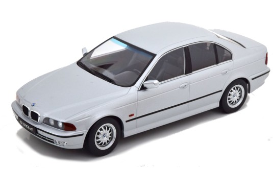 1/18 BMW 530 D E39 2000