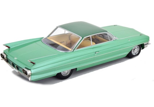 1/18 CADILLAC Series 62 Coupé Deville 1961