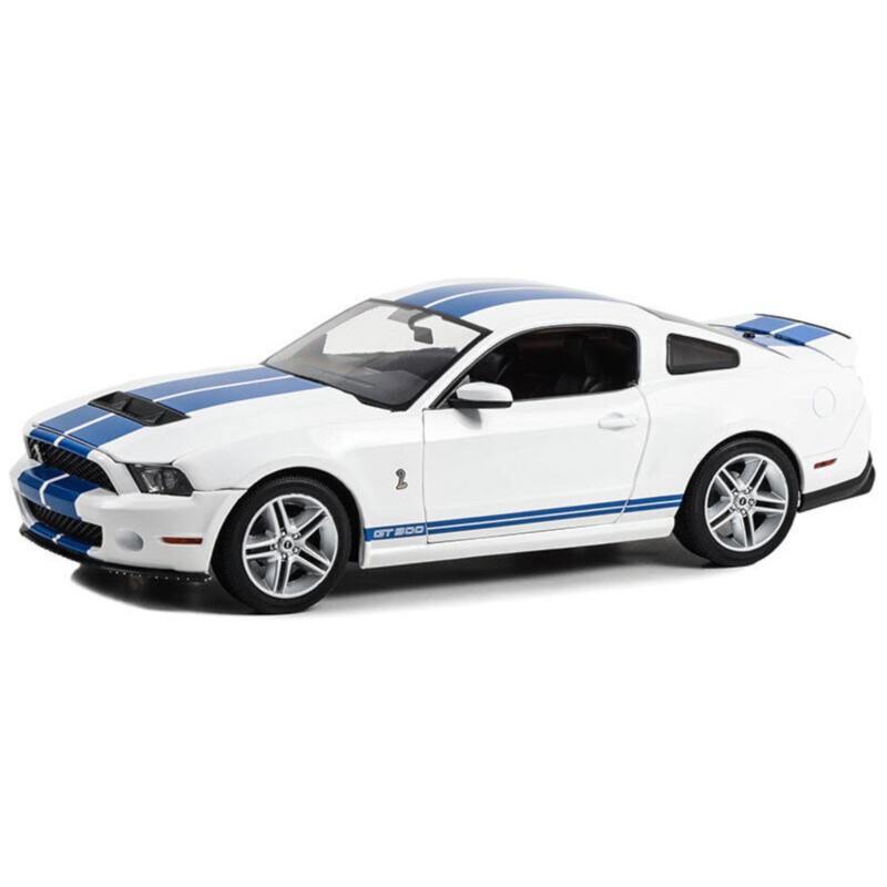 1/18 FORD Mustang GT 500 2011