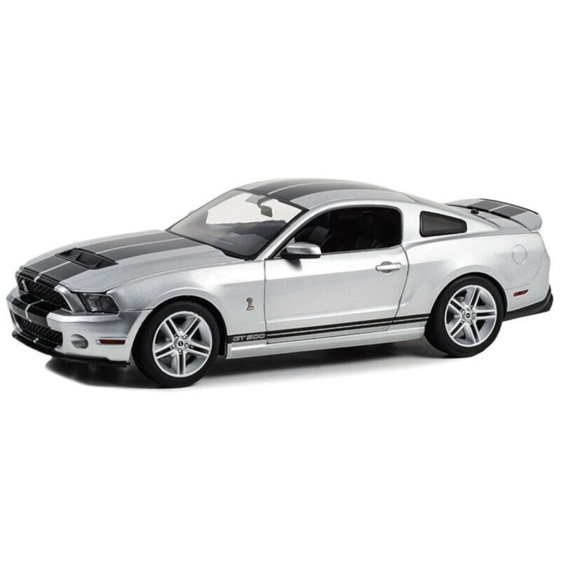 1/18 FORD Mustang GT 500 2011