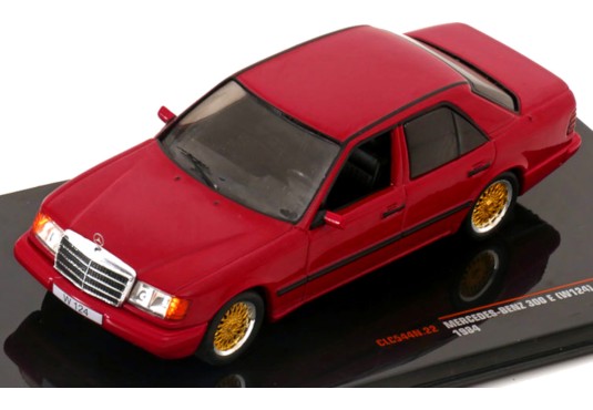 1/43 MERCEDES 300 E W124 1984